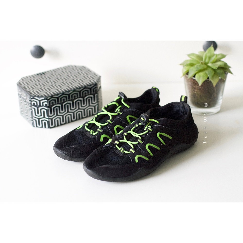 Op (Kids) | Bungee Lace-Up Water Shoes